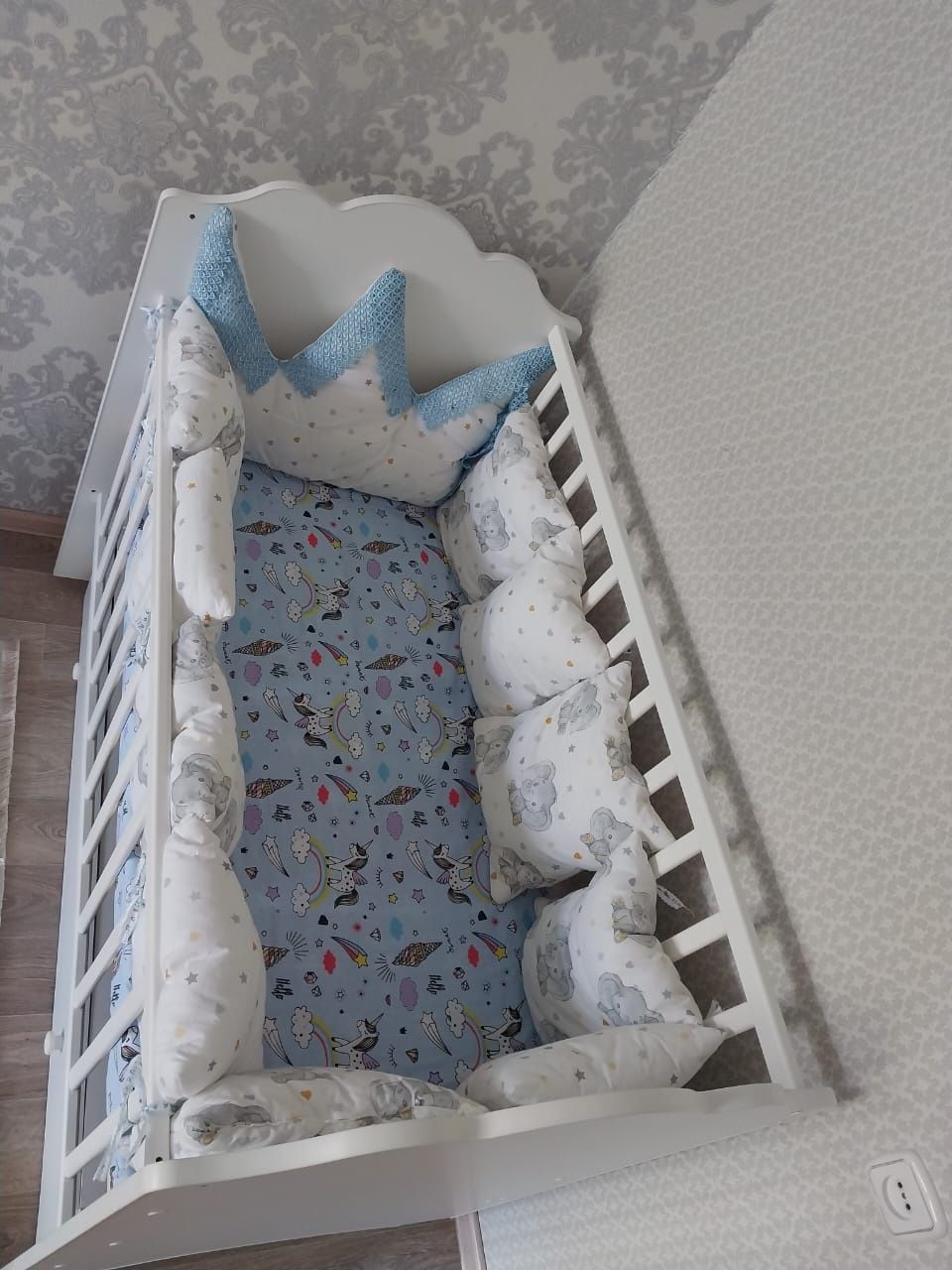 Продам детский  кровать хорошем состояний