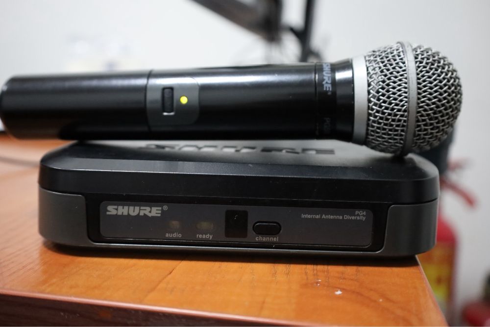 Shure pg4 радиомикрофон