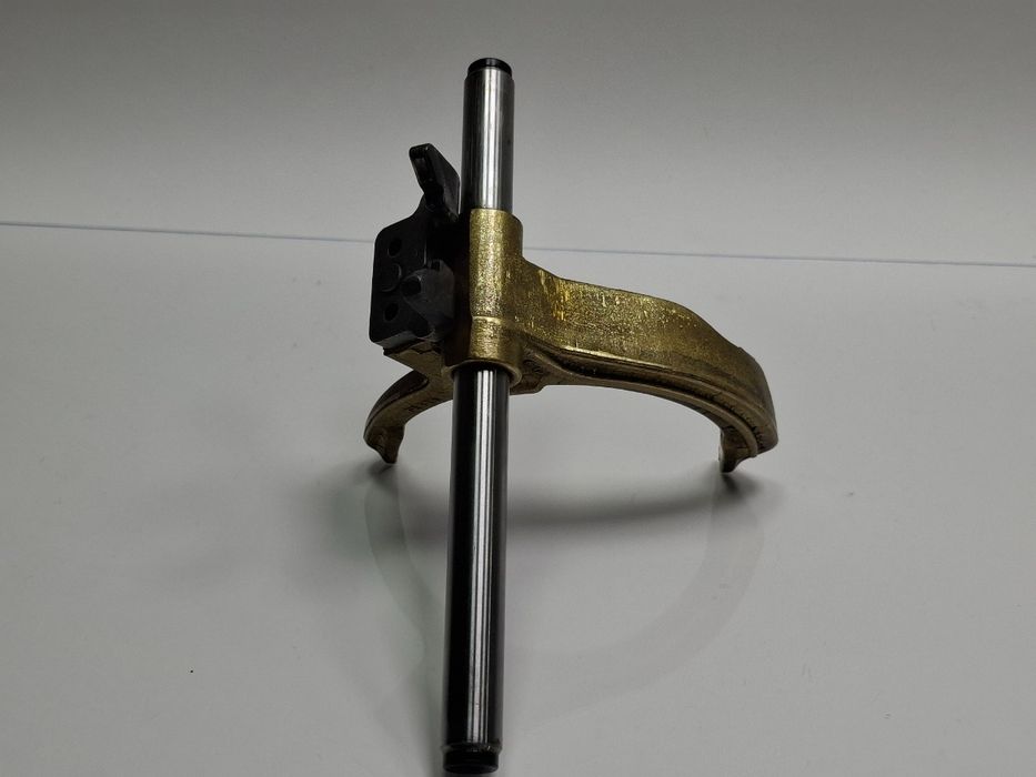 Furca cuplare trepte 1/2 VOLKSWAGEN TOURAN 1T1, 1T2 2003 - 20102.0 TDI