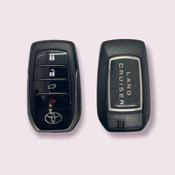 Ключи на Toyota Land Cruiser 200