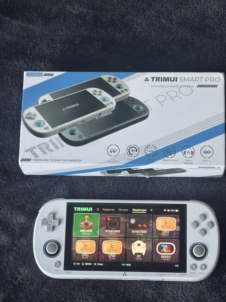 Продам игровую приставку Trimui Smart Pro