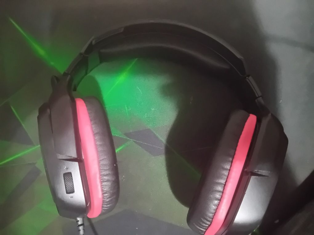 Слушалки Ligitech g333