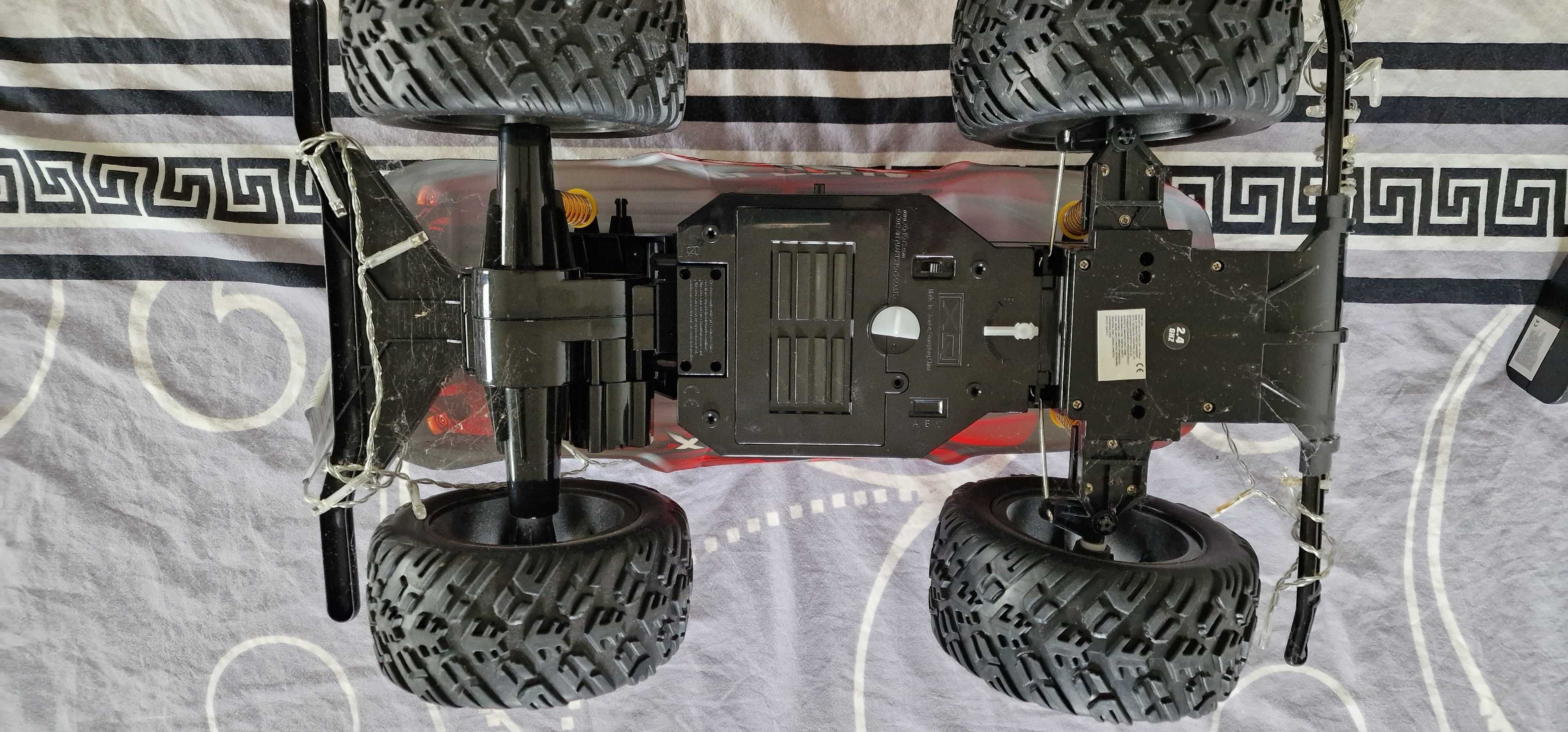 Количка с дистанционно WildMax