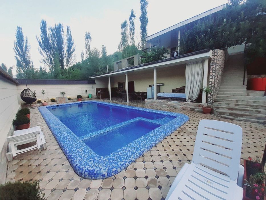 Дача сотилади срочно Хумсон