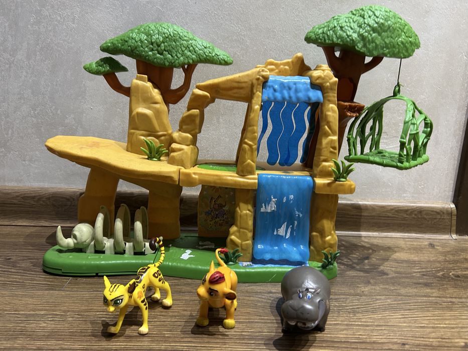 Игрален сет Лъвската скала на Цар лъв lion king