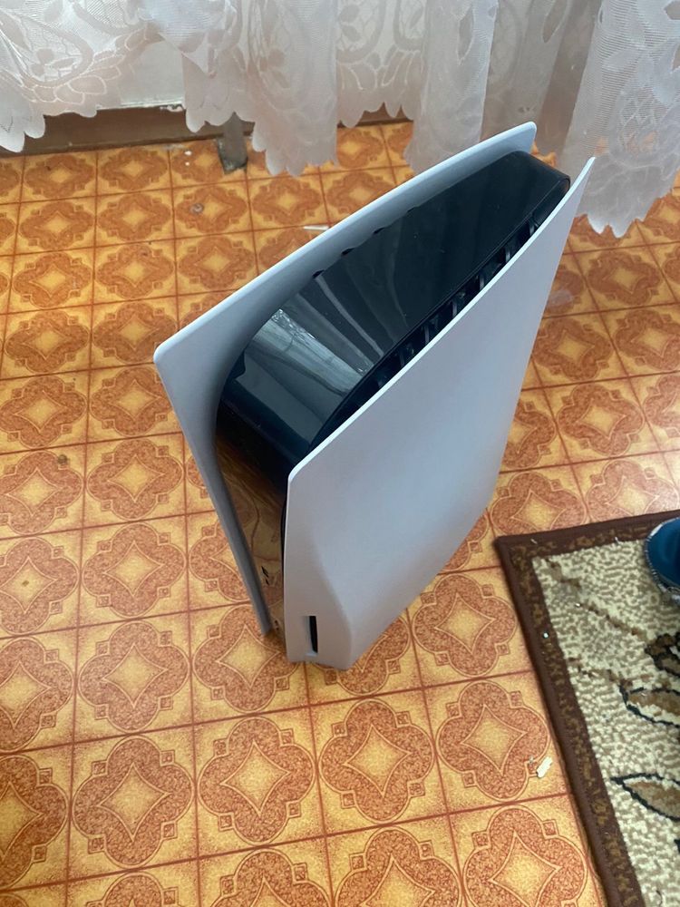 Игровая приставка Playstation 5