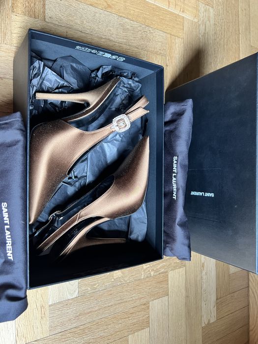 Saint Laurent Yasmeen