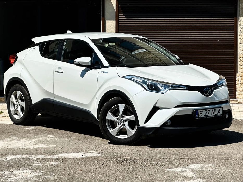 Toyota C-HR Garantie 24 de luni - Inmatriculata RO - Distronic - Line Assist