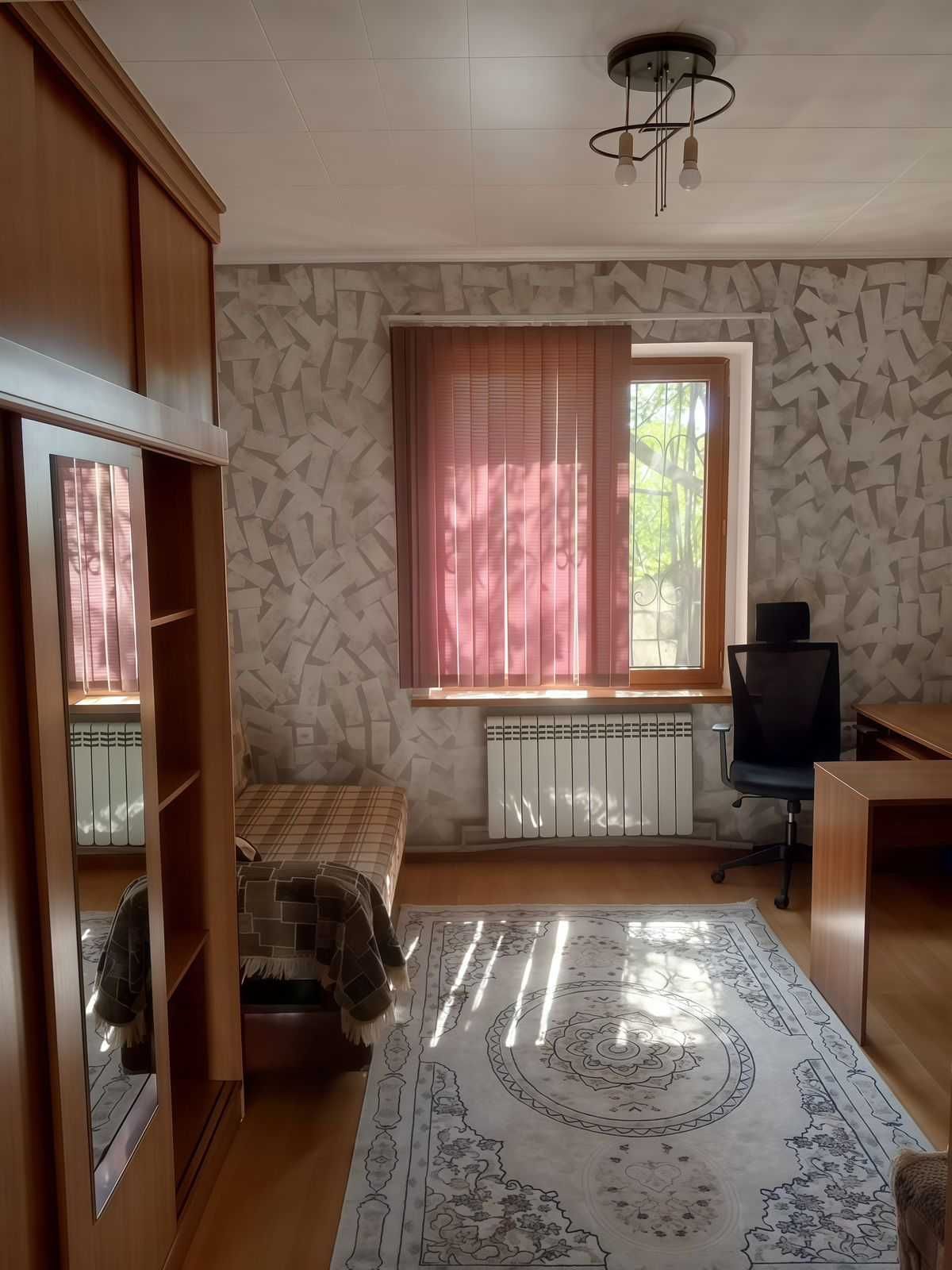 Продается  дом 8 соток. Город Шымкент