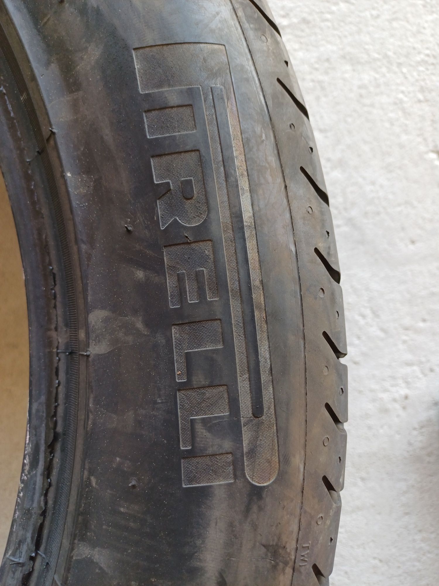 255 50 20 Anvelope Vara Pirelli