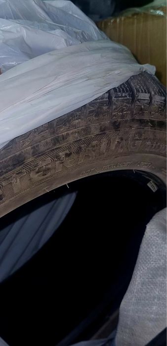 Продам Шины зимние