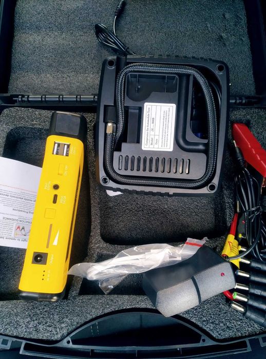 Стартерна батерия бустер за кола power bank 3 в 1 с компресор 16800 mA