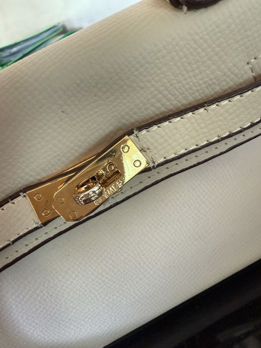 Чанти 15лв /брой НАЛИЧНИ