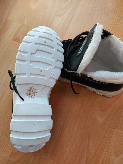 Мъжки боти - 44 номер [28см] НОВИ