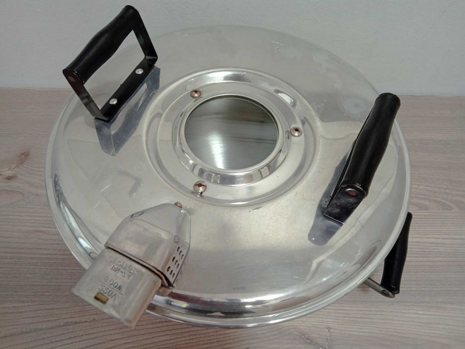 Електрическа тенджера,комплект.