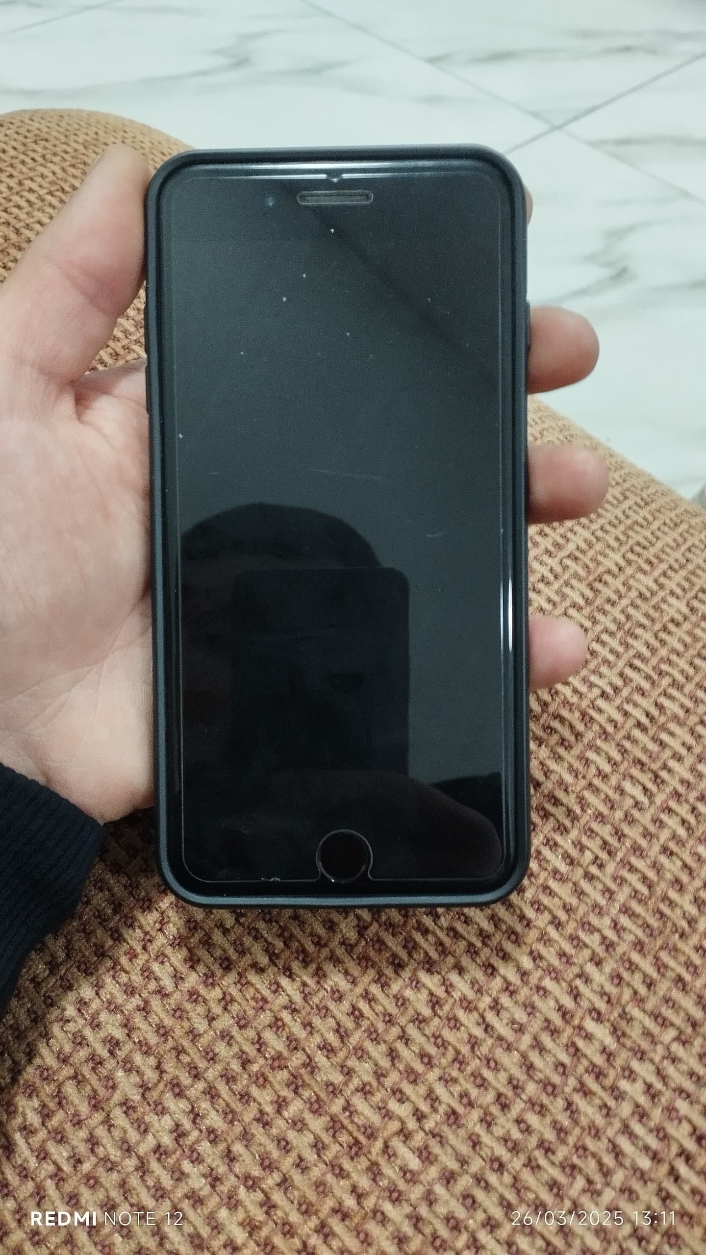 iPhone 8 plus sotiladi