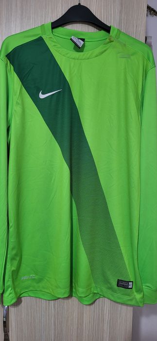 Bluza Nike maneca lunga,marimea M