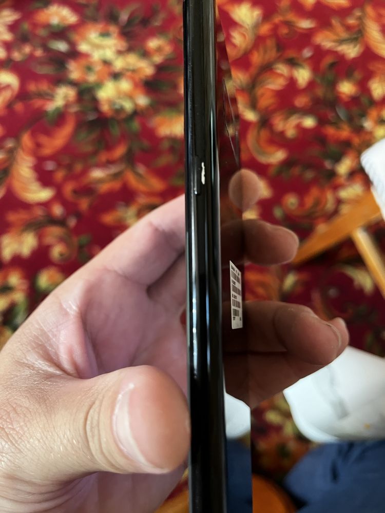 Продам срочно. Samsung Not 8