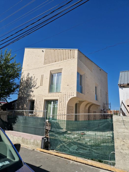 Zidarii fatade si Montaj de terase/foisoare lemn