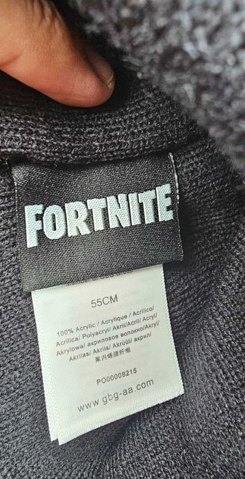Căciuli ,fesuri bennie Fortnite original, nou,