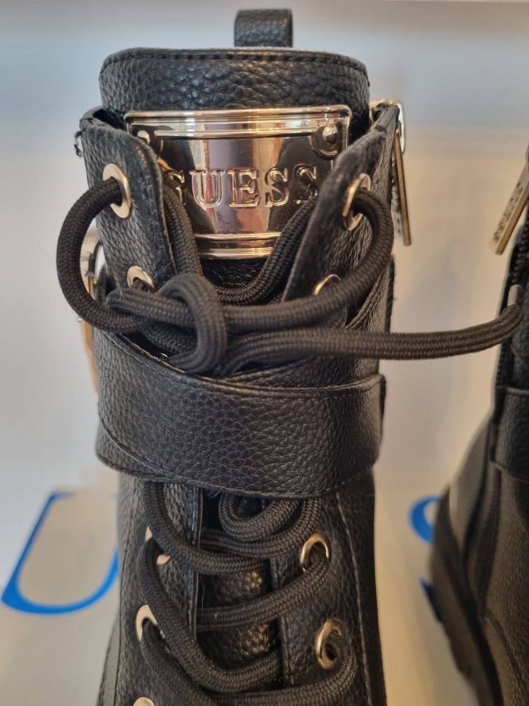 Bocanci Guess-mărimea 36