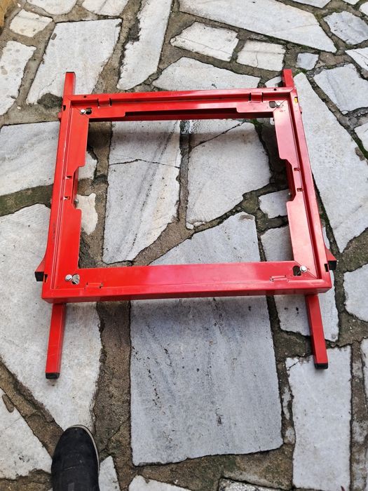 Сгъваема работна маса Бош