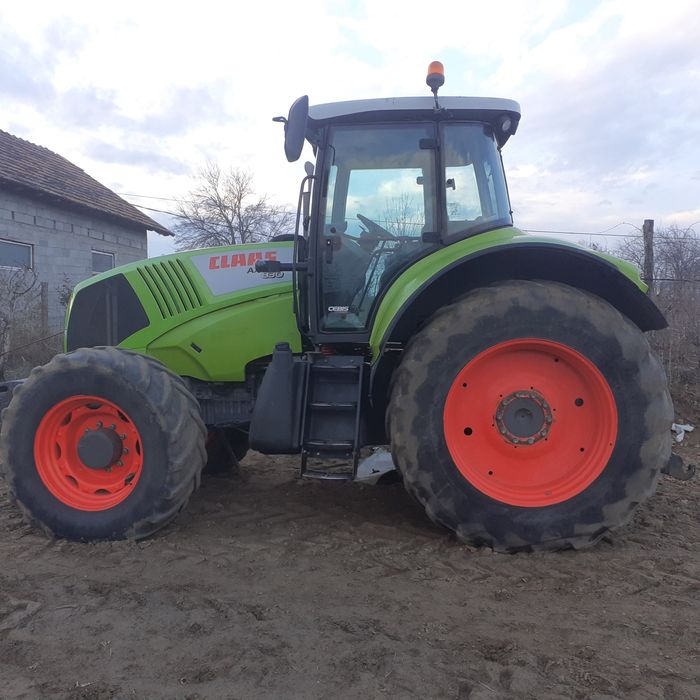 Vând Class Axion 830