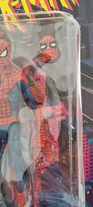 Figurine Hasbro Spiderman - Classics Red Suit si Web Spalt