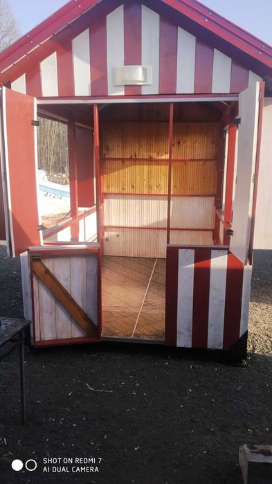 павилион за търговска дейност