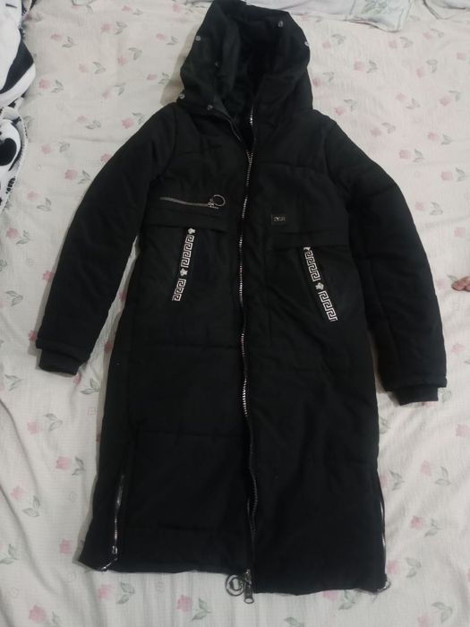 Kurtka sotiladi narxi 150000