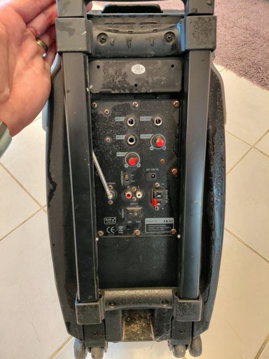 Boxa Akai SSO23A-X10