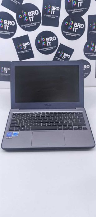 Laptop ASUS bun de office, diagnoza auto, scoala, etc.