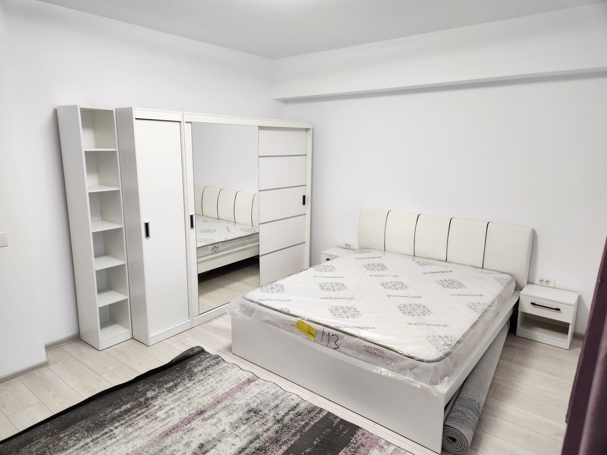 Apartament pt Închiriat, nou, Soleia, loc de parcare