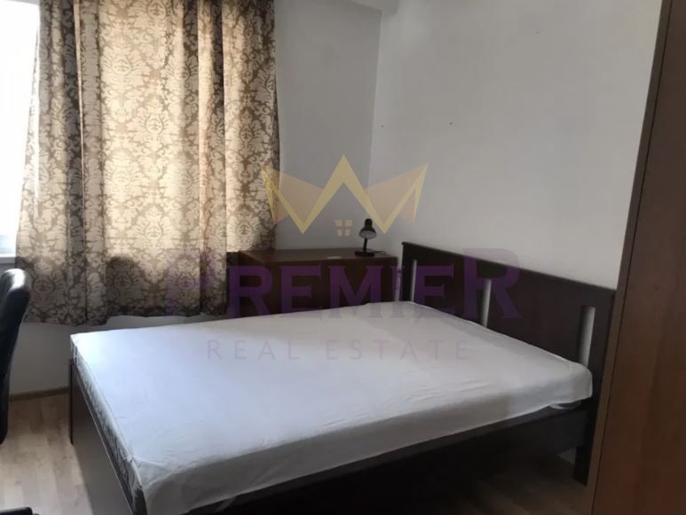 Дава се под наем Четиристаен апартамент в Варна, Нептун - 120 кв.м за 765 € - Снимка #9