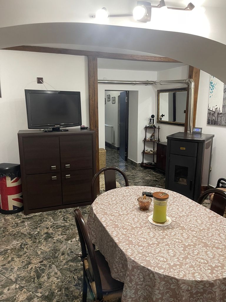 Дава се под наем Двустаен апартамент в Свищов - 52 кв.м за 127.5 € - Снимка #21