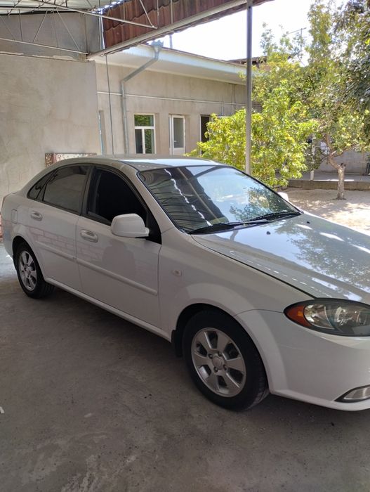 Автосалон чиска ишочли хамеонбоб келишилганнархларда