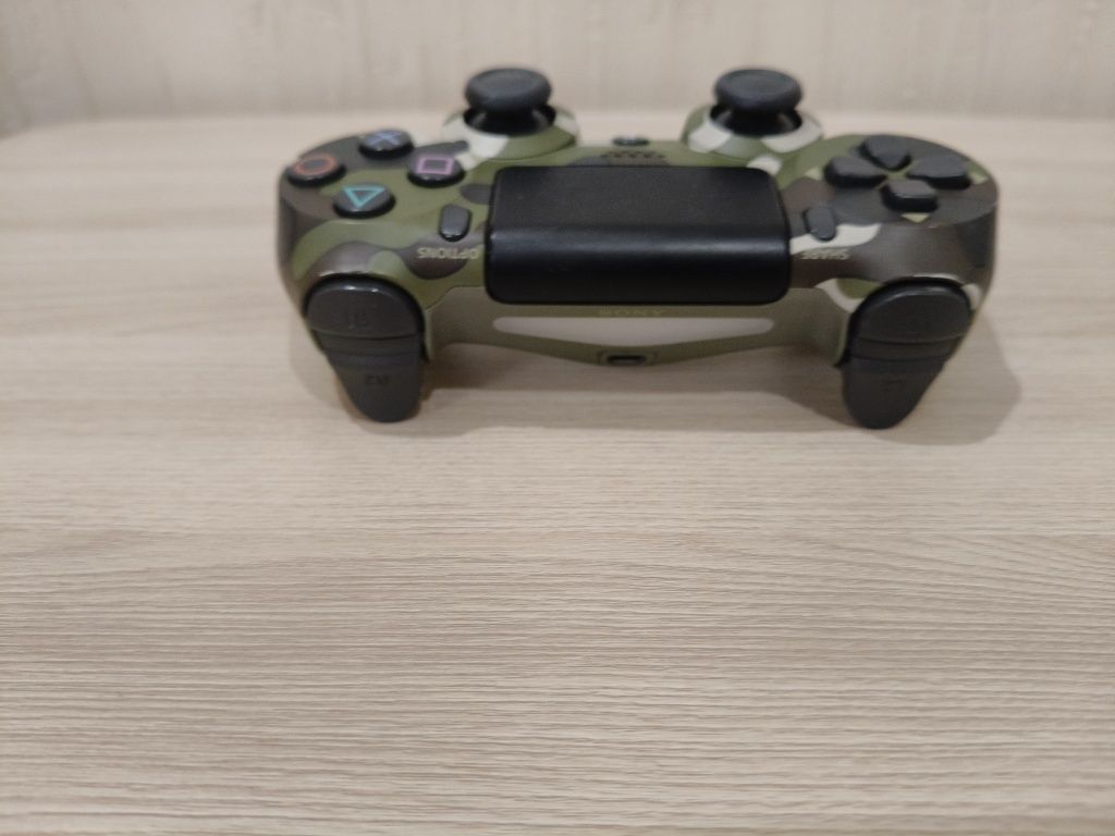 Продаётся PlayStation 4 в идеальном состоянии за покупкой в описание