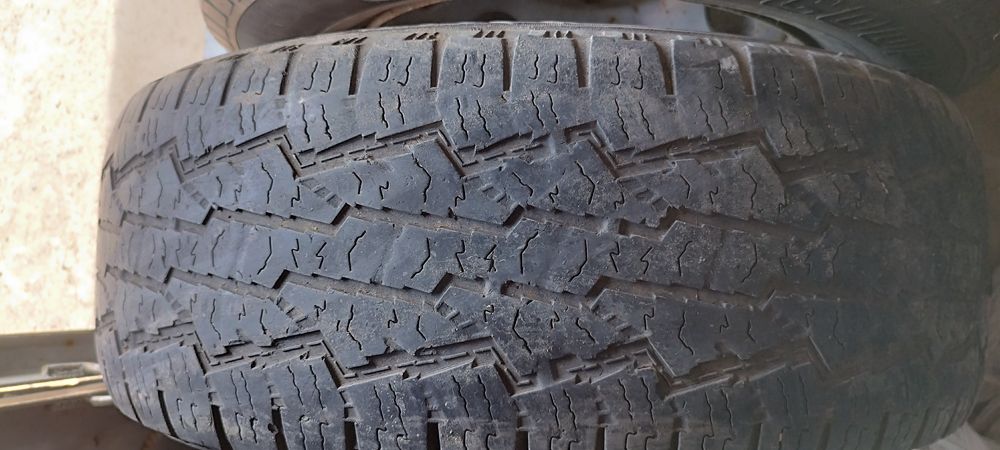 Продам 1шт шину 265/70/16