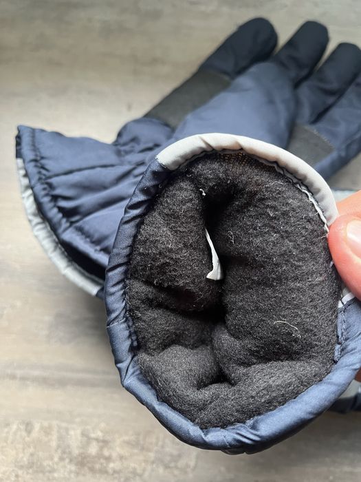 Manusi captusite , schi