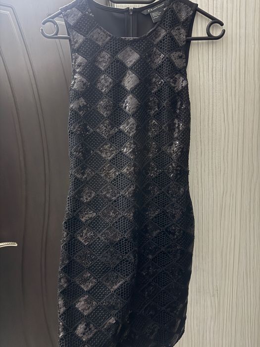 Черна рокля Armani Exchange