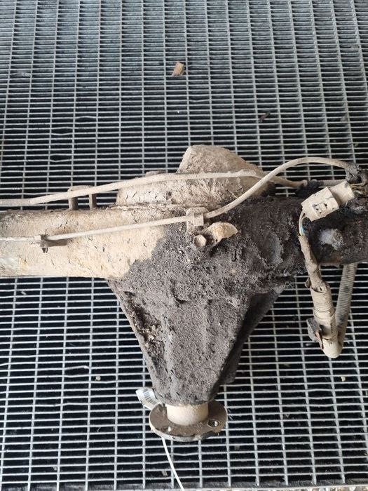 Punte spate Toyota Hilux 3.0 D - 4D 2010 - 2015 4 Usi (1302) 4x4