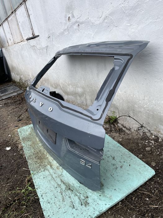Заден капак багажник за Volvo V60 B4 Kombi Волно В60 Б4  2022г- 2бр