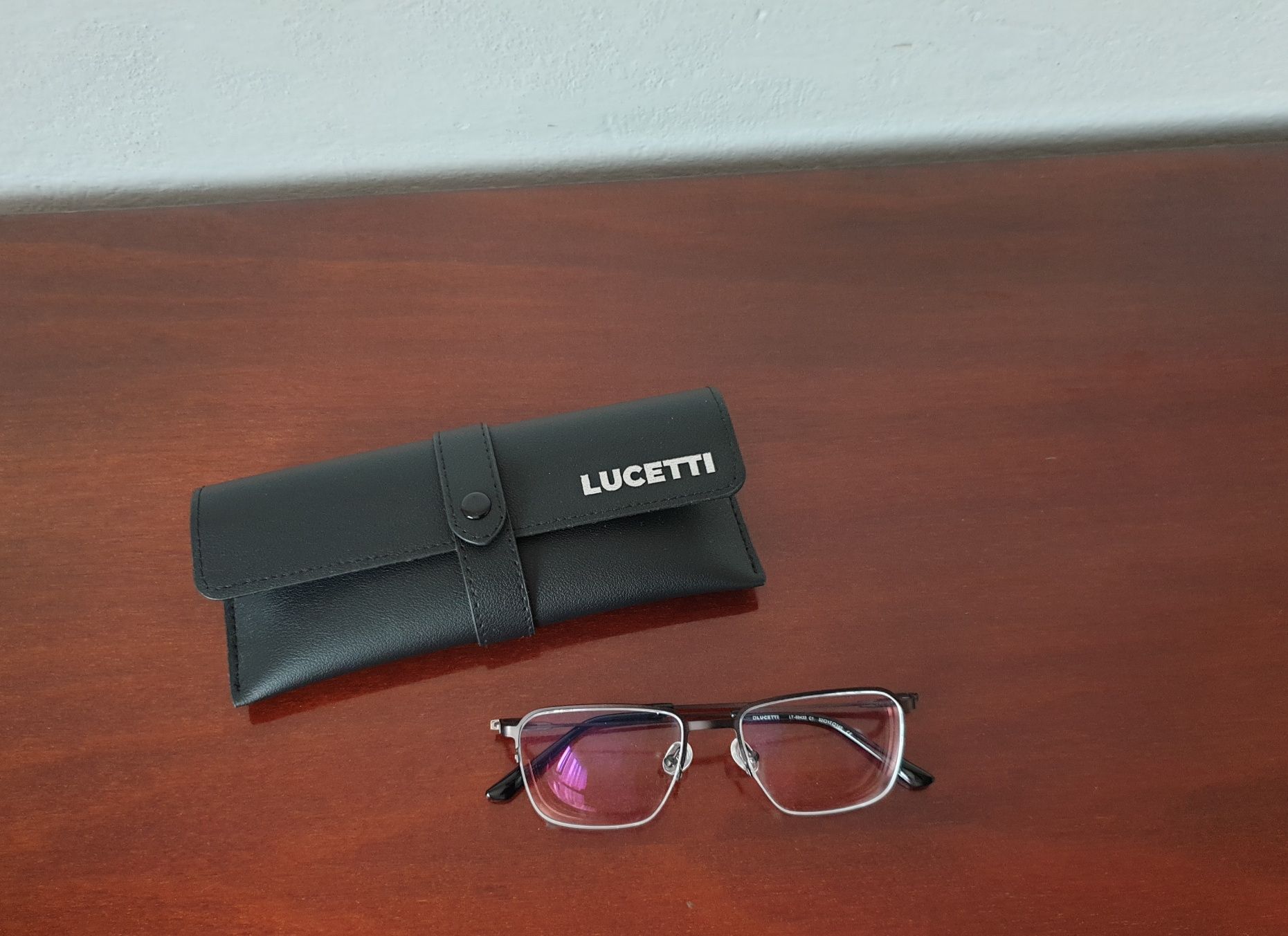 Toc Lucetti pentru ochelari