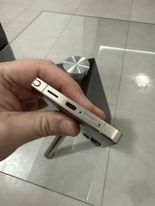 Samsung S25 Ultra titanium black 256GB • ca NOU • neverlocked