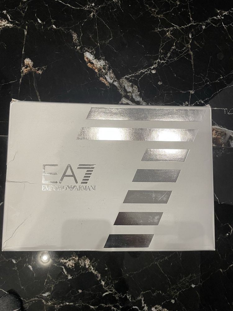 Сникърси  EA7 Emporio Armani размер 41ви