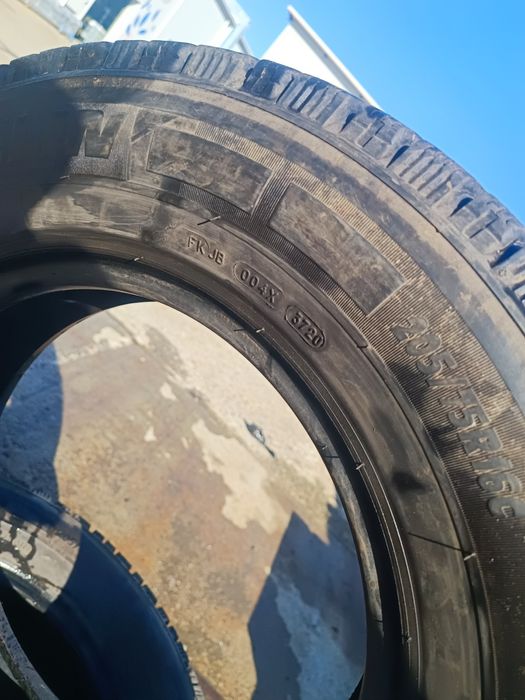 Set 4 anvelope iarna Michelin Agilis Alpin
205/75R16C
