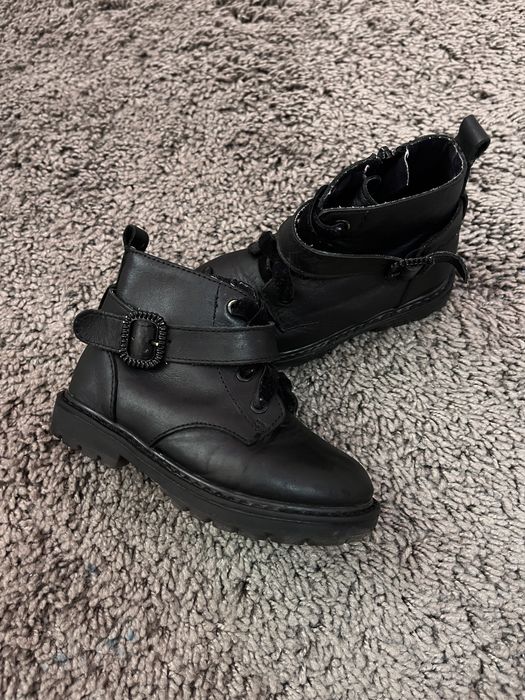 Апрески ,боти Adidas Zara