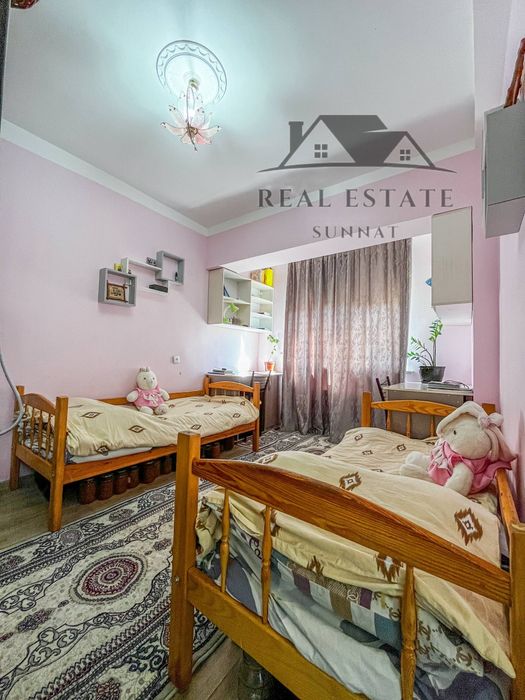 Максим Горький Остановка Художников 4х ком кв.80м2