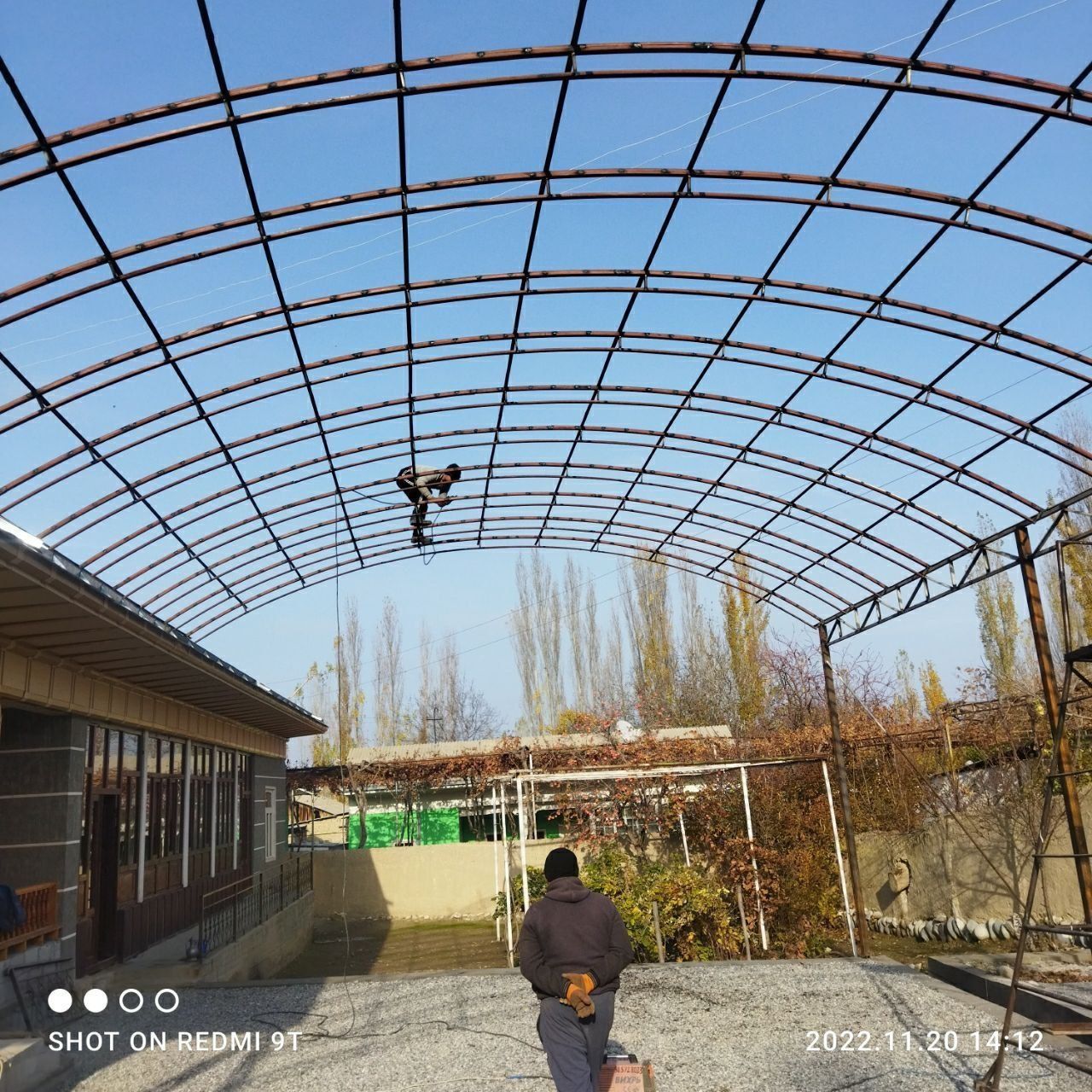 Том Навес куриш хизмати. Барча материял узимиздан
