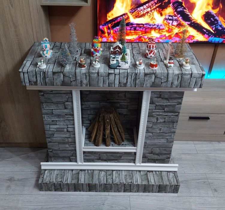 Semineu Decorativ pentru Crăciun, montabil si demontabil